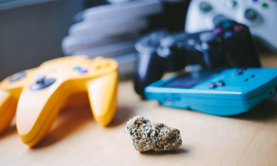 What’s the Most Popular Video Game to Play While High?