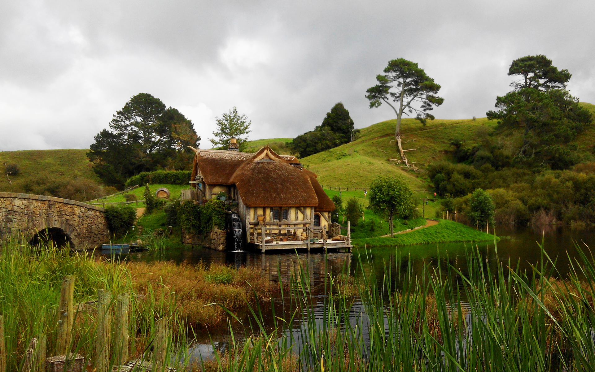 Toke Up for Tolkien with These Lord of the Rings-Inspired Cannabis Products