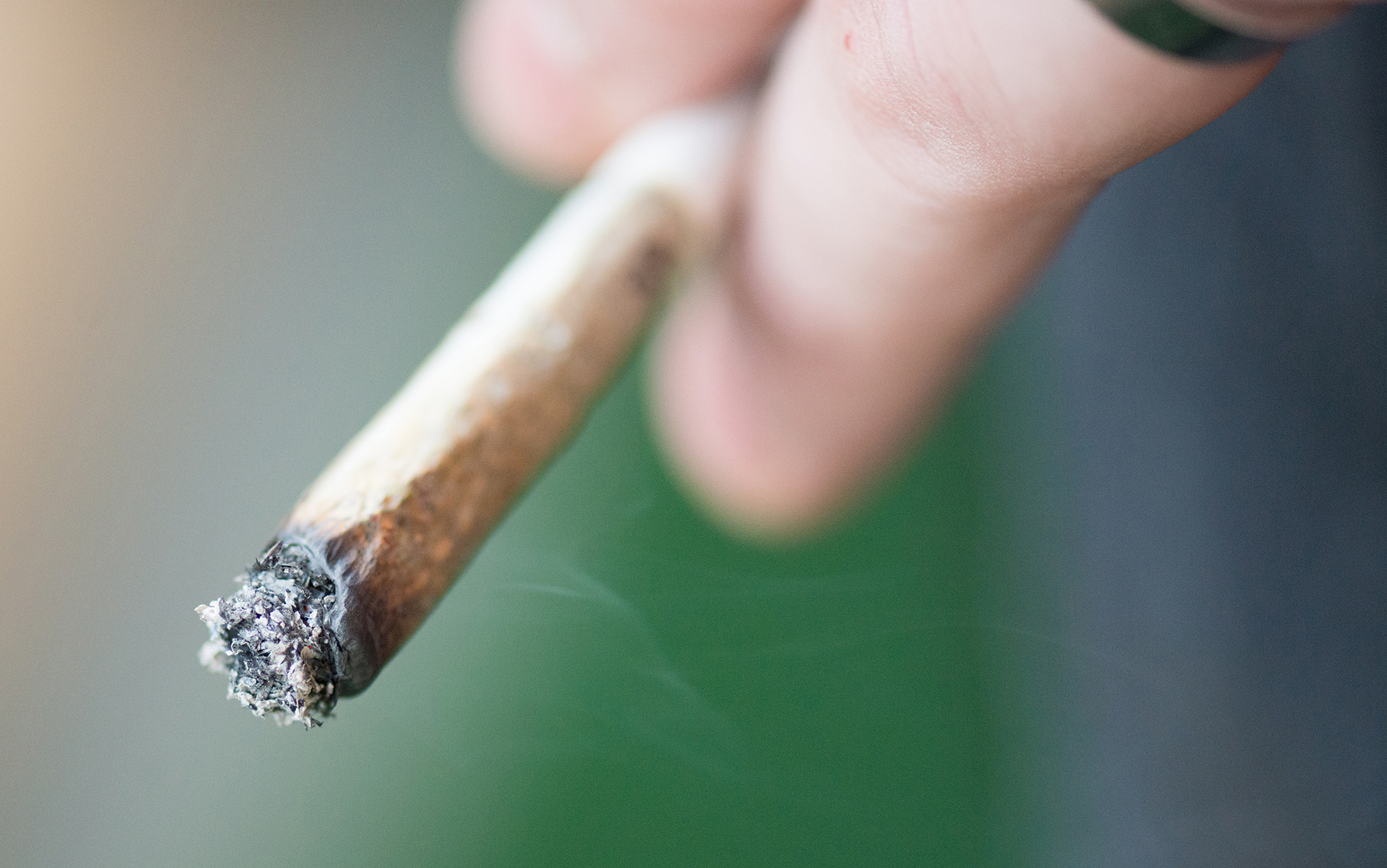 Which Is More Potent Vaping Cannabis Or Smoking A Joint Leafly Which Is More Potent Vaping Cannabis Or Smoking A Joint Leafly