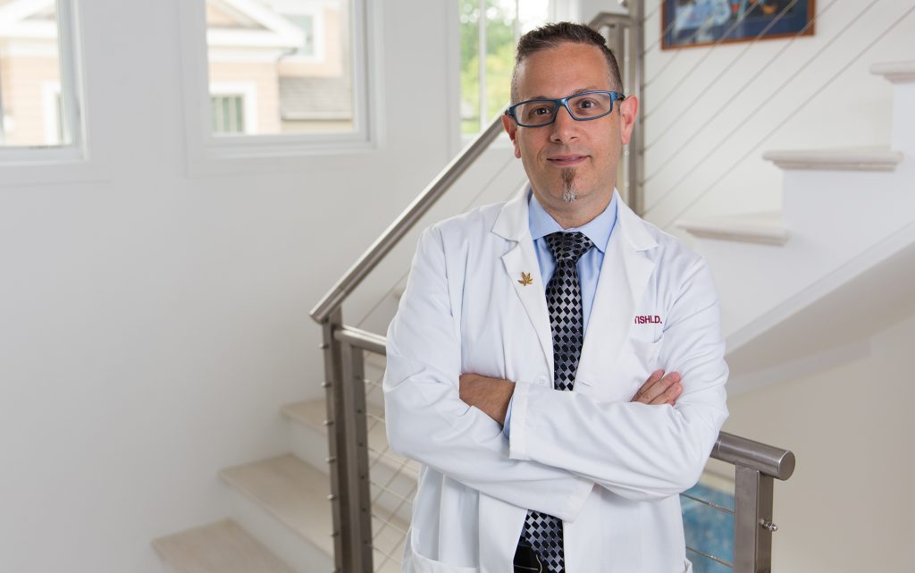 We Talked to a Harvard Doctor About Sexual Dysfunction and Cannabis