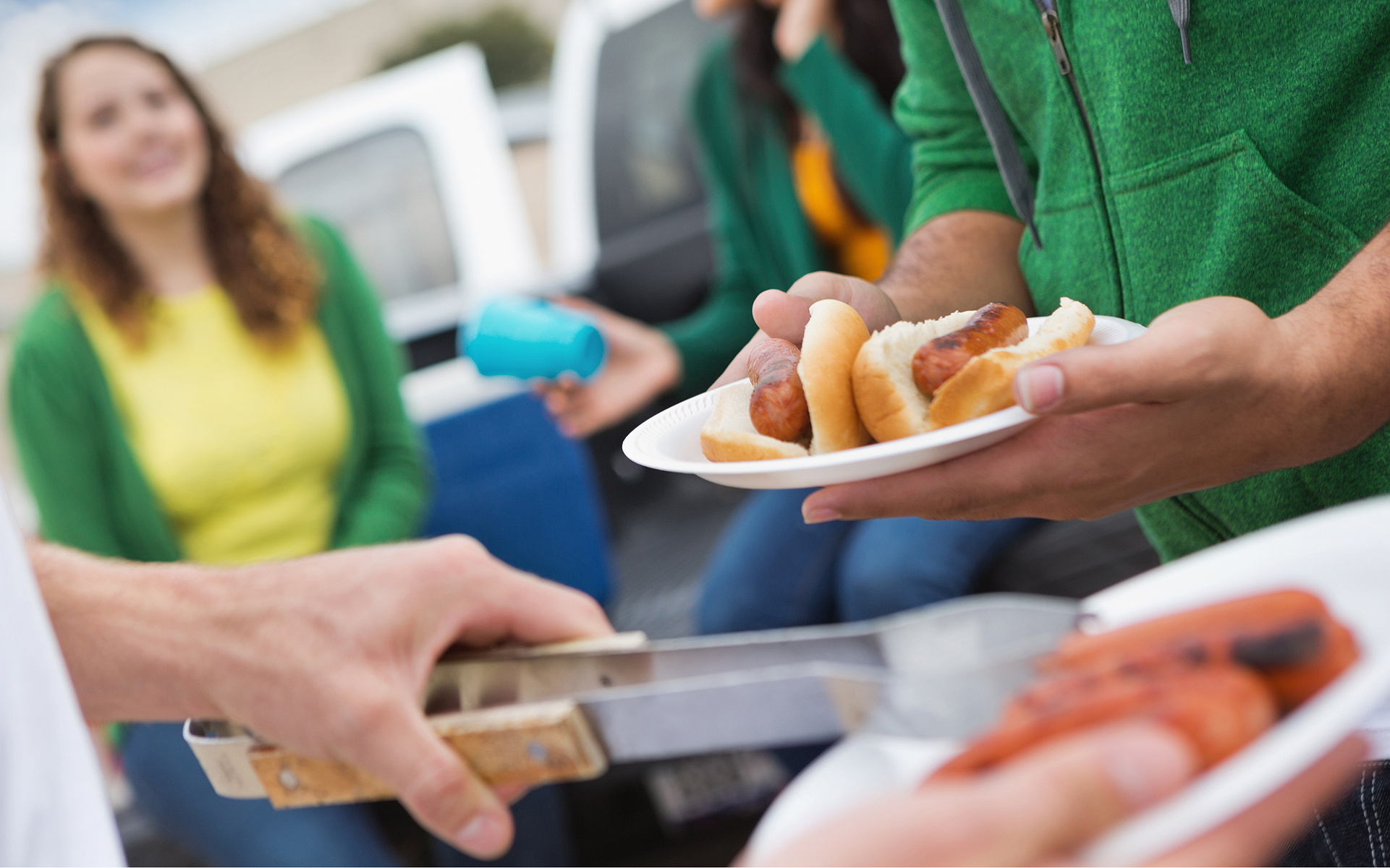 10 Marijuana Strain and Product Must-Haves for Football Tailgates | Leafly