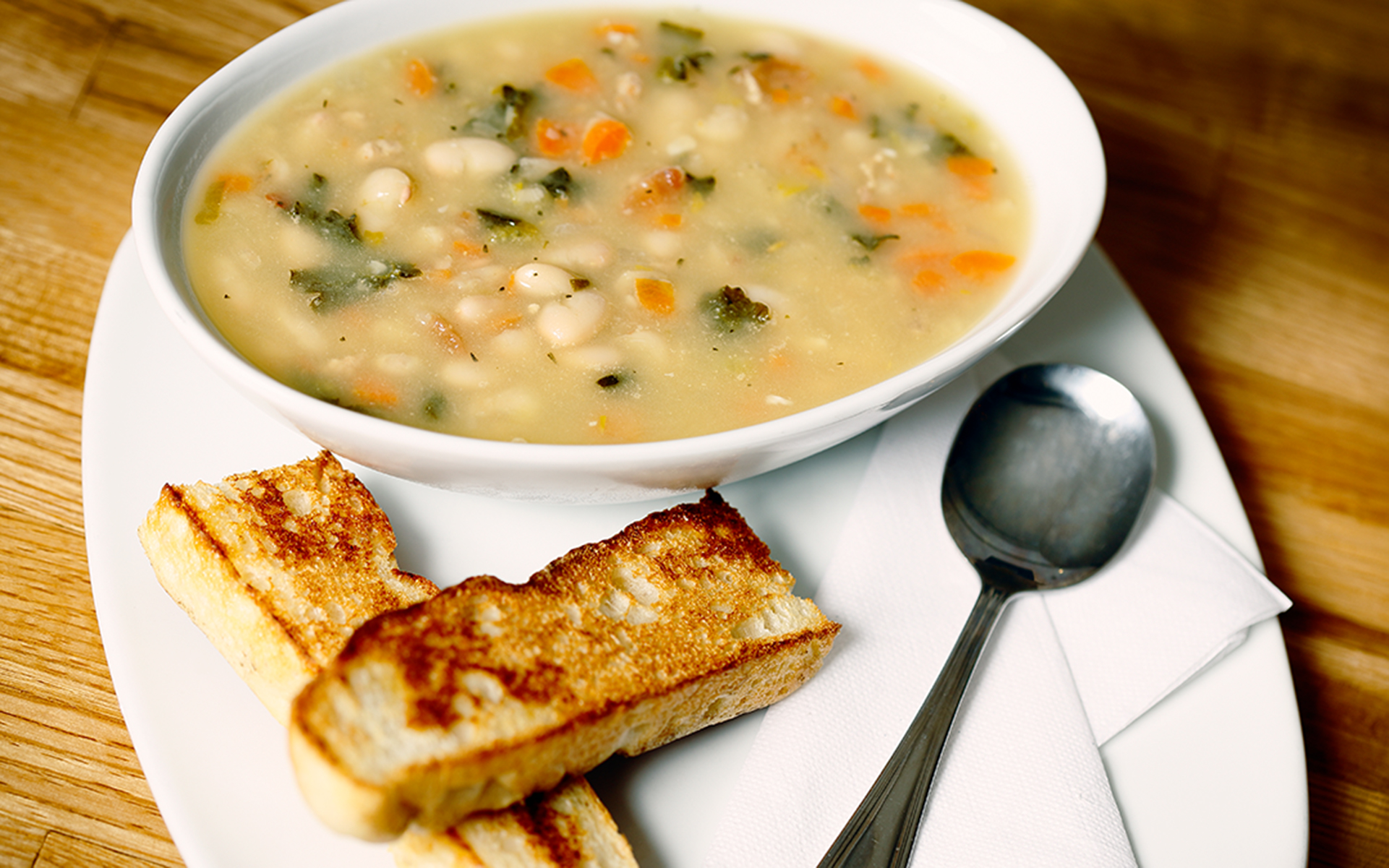 Recipe: Marijuana-Infused White Bean Soup With Pesto | Leafly