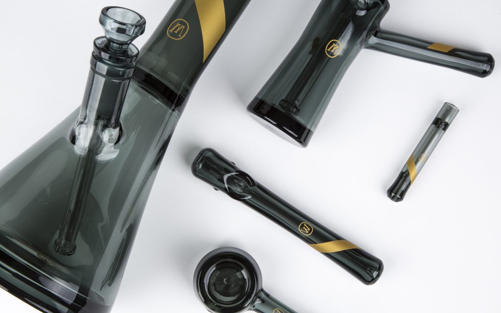 Marley Natural Smoked Glass acessories