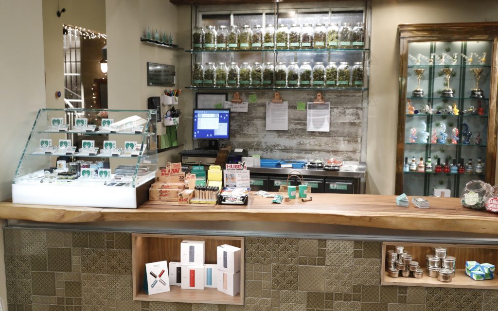 Pipes and vaporizers on Disjointed