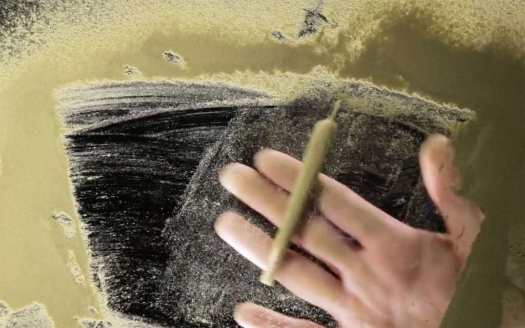 Pre-roll joint coated in kief