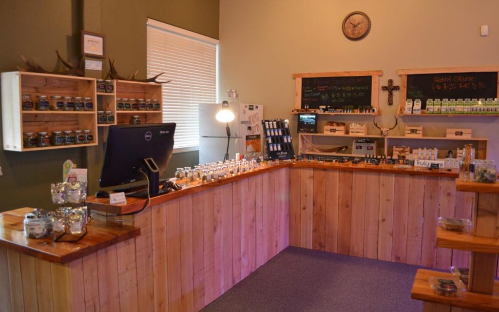 Oregon coast dispensaries & cannabis hotspots in Lincoln City: Pacific Wave Resource Center