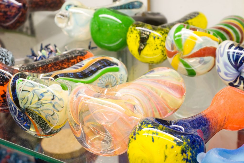 cannabis accessories store