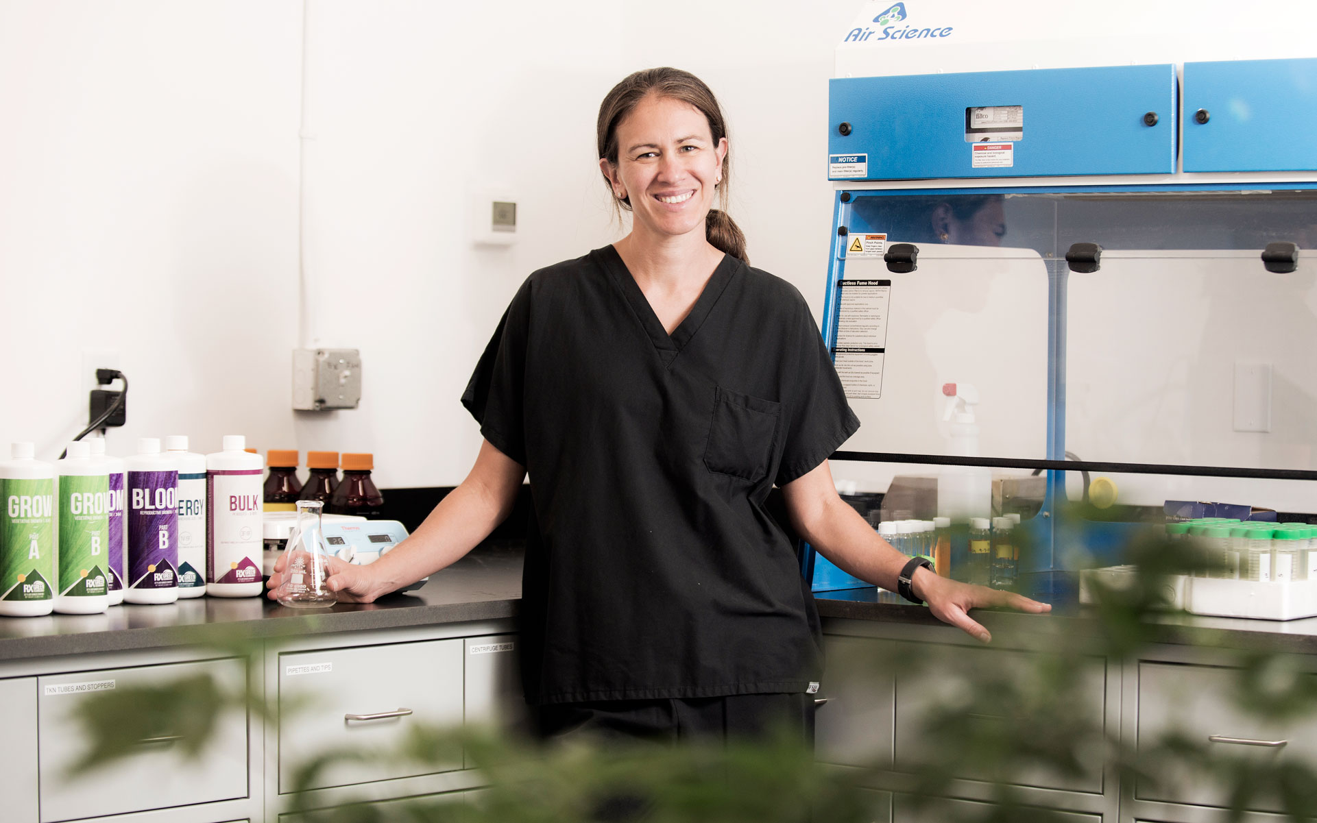 Stephanie Wedryk, PhD, in the lab